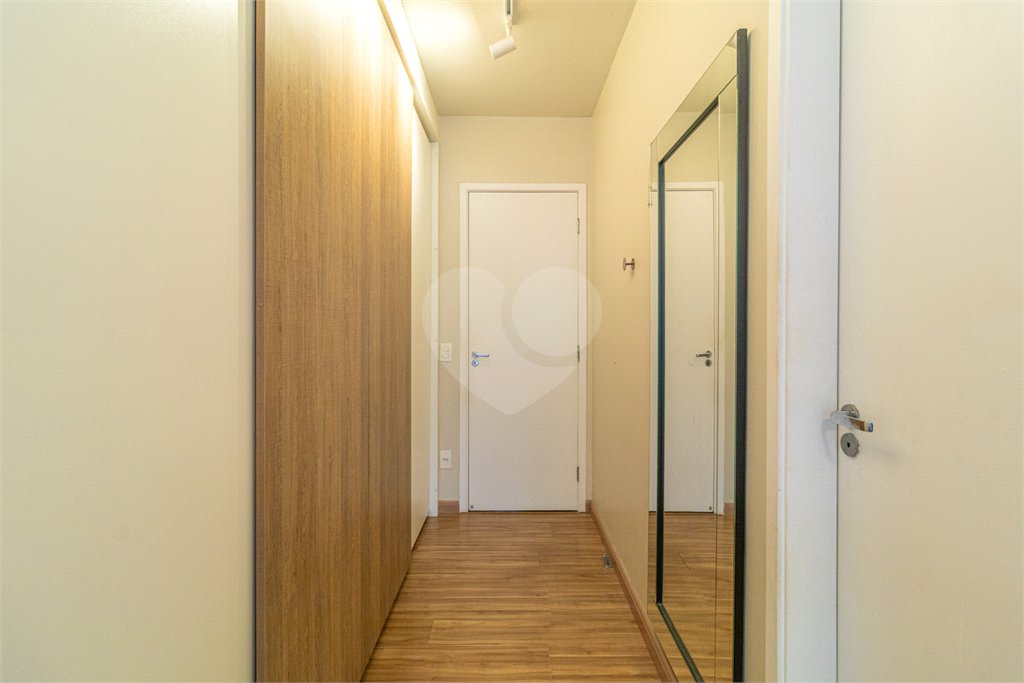 Apartamento à venda com 3 quartos, sendo 1 suíte,  em Morumbi, São Paulo, SP