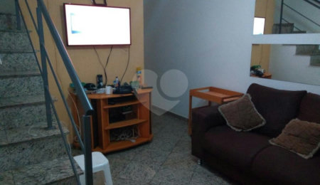 Sobrado à venda com 3 quartos, sendo 1 suíte,  em Vila Guilherme, São Paulo, SP