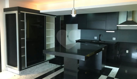 Apartamento à venda com 2 quartos, sendo 1 suíte,  em Vila Andrade, São Paulo, SP