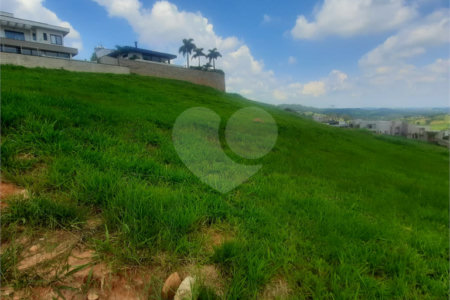 Terreno à venda no condomínio Residencial Campo de Toscana, Vinhedo - SP