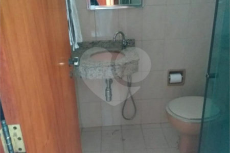 Apartamento à venda com 3 quartos, sendo 1 suíte, em Campo Grande, São Paulo, SP