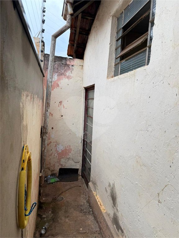 Casa à venda com 2 quartos no Centro, Araraquara, SP