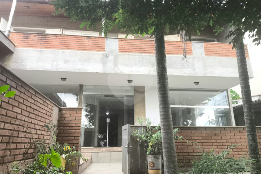Casa à venda com 3 quartos, sendo 1 suíte, em Tremembé, São Paulo, SP