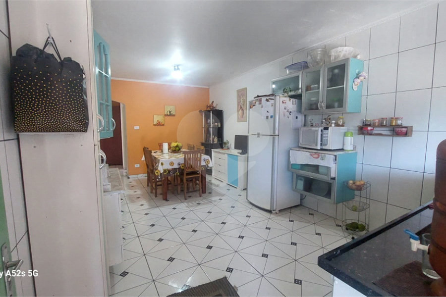 Casa à venda com 3 quartos, sendo 2 suítes, em Moinho, Mairiporã, SP