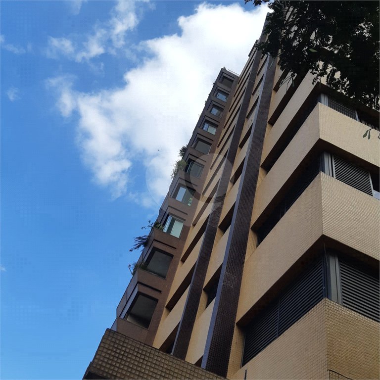 Apartamento à venda com 4 quartos, sendo 1 suíte, em Tremembé, São Paulo, SP