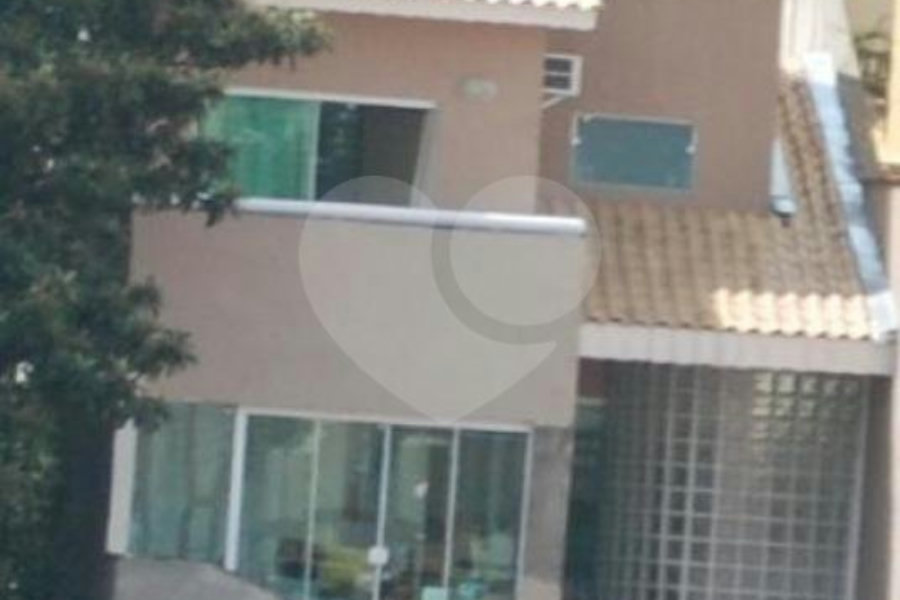 Sobrado à venda com 3 quartos, sendo 1 suíte,  em Santana, São Paulo, SP