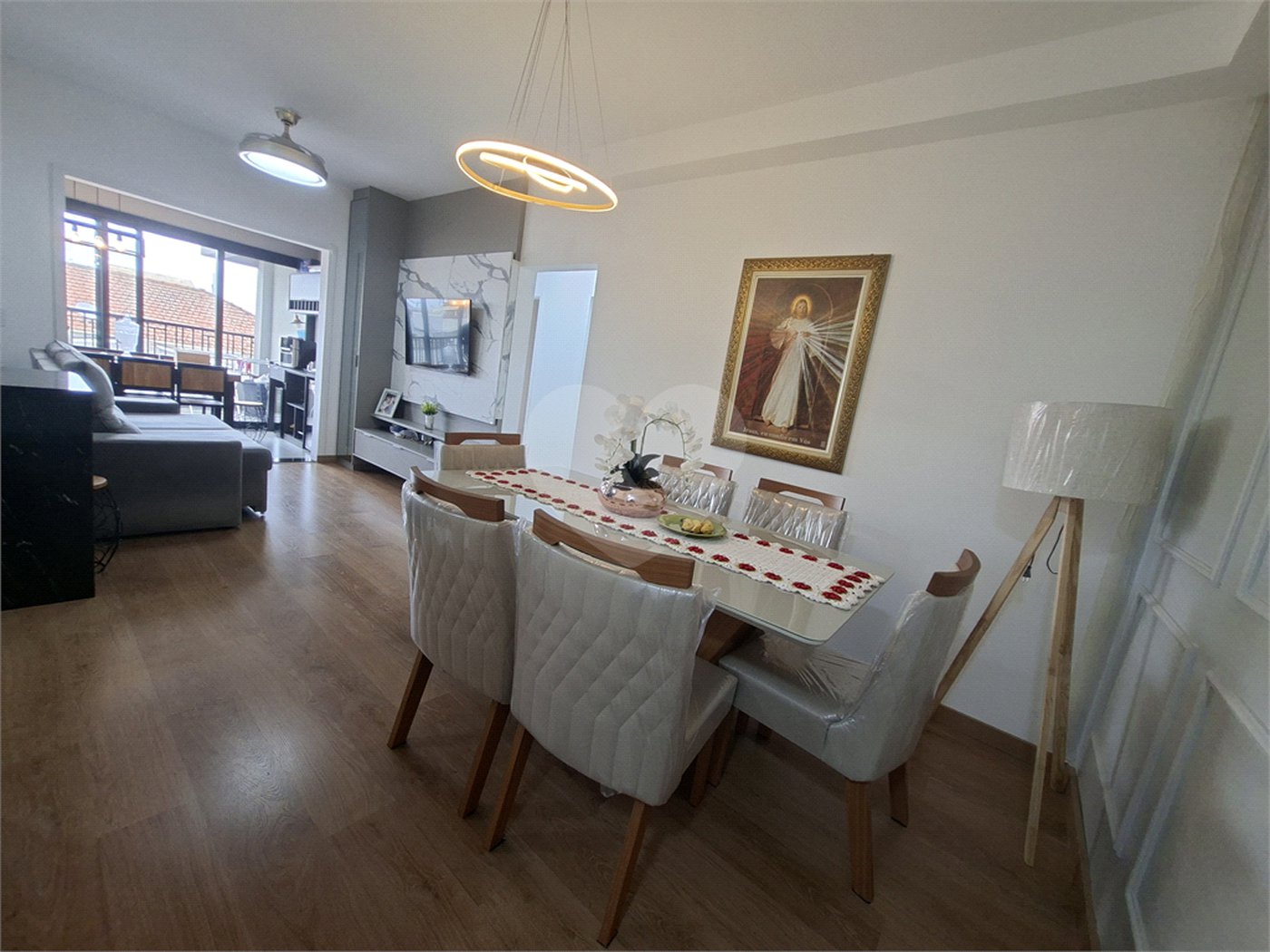 Apartamento à venda com 3 quartos, sendo 1 suíte,  no Centro, Itapetininga, SP