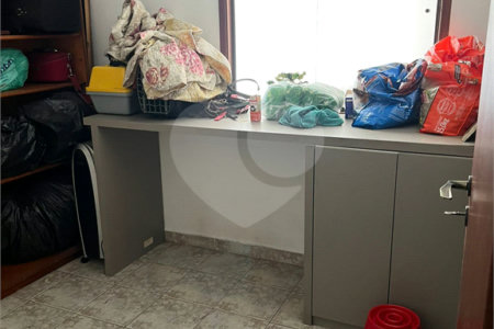 Sobrado à venda com 4 quartos, sendo 1 suíte,  em Jardim do Colégio (zona Norte), São Paulo, SP