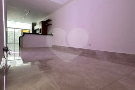 Casa à venda com 3 quartos, sendo 1 suíte,  no condomínio Horto Florestal Villagio, Sorocaba - SP
