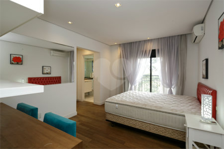 Apartamento à venda com 3 suítes em Alto da Boa Vista, São Paulo, SP