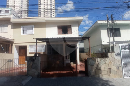 Sobrado à venda com 3 quartos em Água Fria, São Paulo, SP