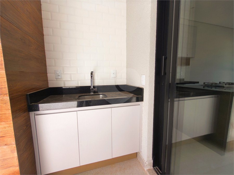 Casa à venda com 3 quartos, sendo 1 suíte, no condomínio Terras de São Francisco, Sorocaba - SP