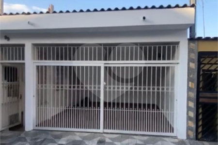 Sobrado à venda com 2 quartos em Parque Vitória, São Paulo, SP