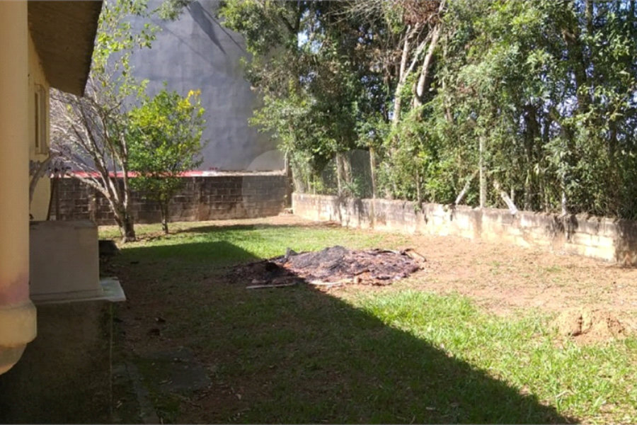 Casa Térrea à venda com 2 quartos em Chácara Real (caucaia do Alto), Cotia, SP