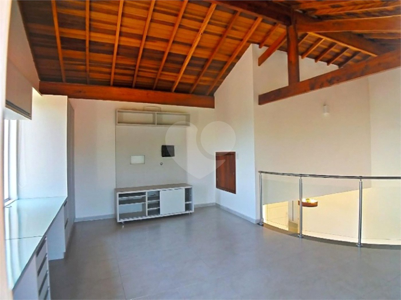 Casa à venda com 3 suítes no condomínio Terras de São Francisco, Vinhedo - SP