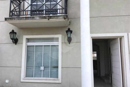 Casa à venda com 4 quartos, sendo 3 suítes,  em Vila Monumento, São Paulo, SP