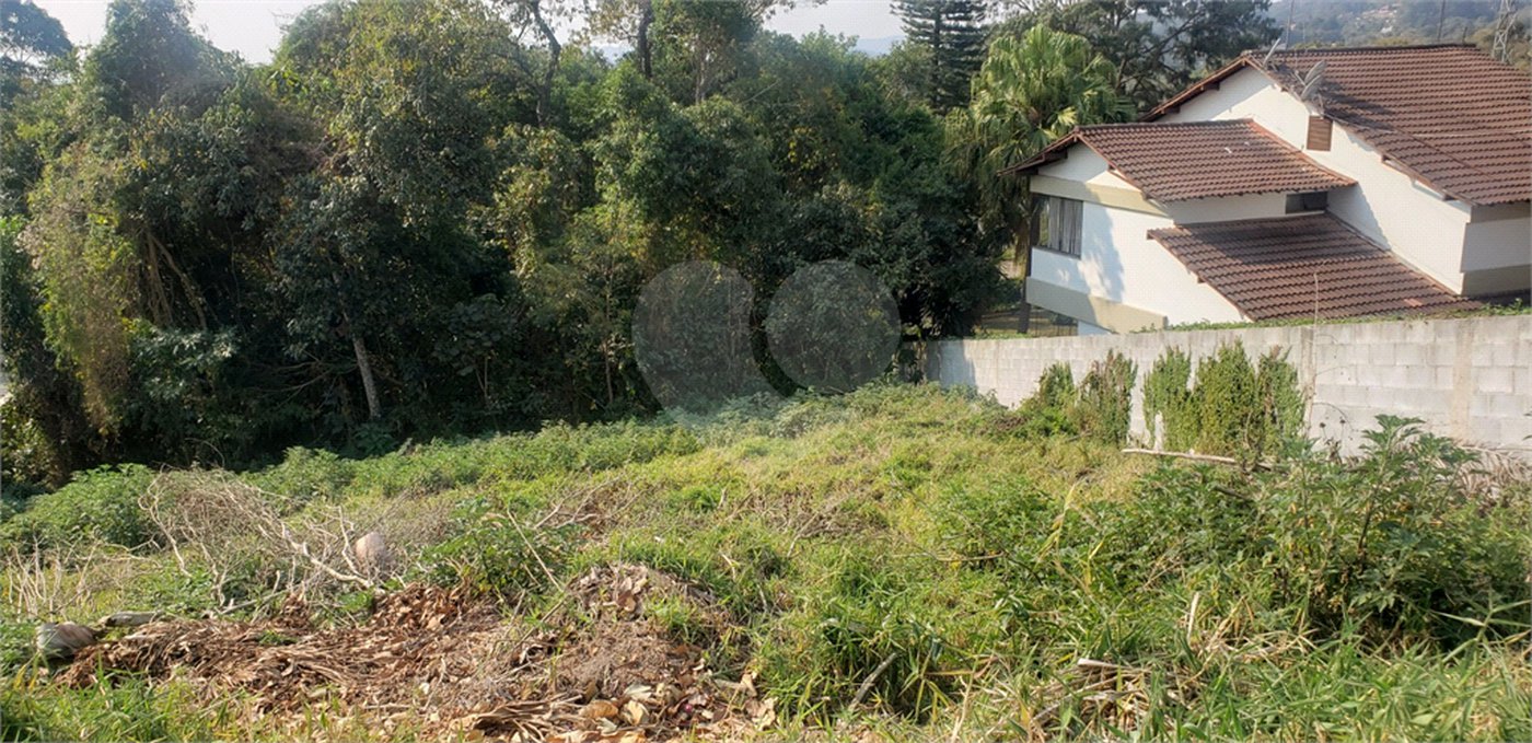 Terreno à venda no condomínio Alpes da Cantareira, Mairiporã - SP