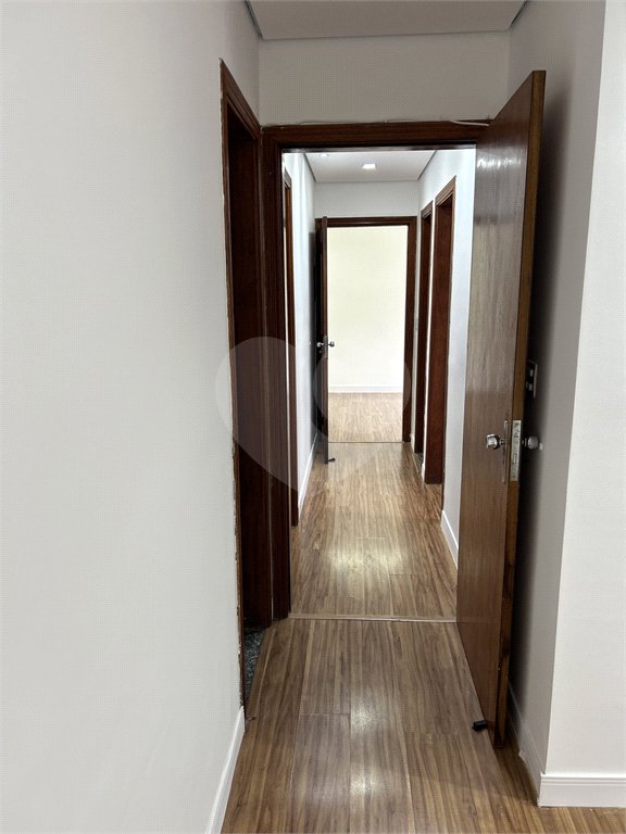 Apartamento à venda com 3 quartos, sendo 1 suíte,  em Vila Lavínia, Mogi das Cruzes, SP
