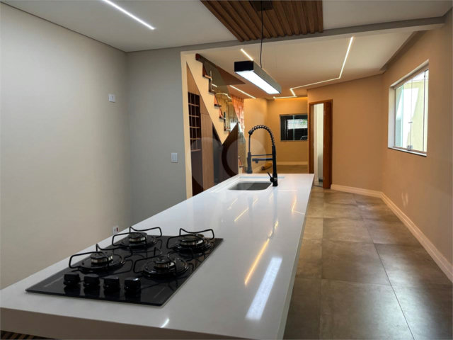 Sobrado à venda com 4 quartos, sendo 1 suíte,  em Casa Verde, São Paulo, SP
