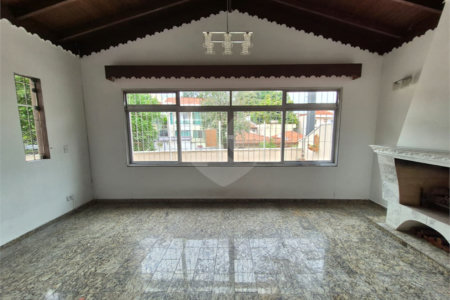 Casa à venda ou para alugar com 3 quartos, sendo 1 suíte, em Parque São Domingos, São Paulo, SP