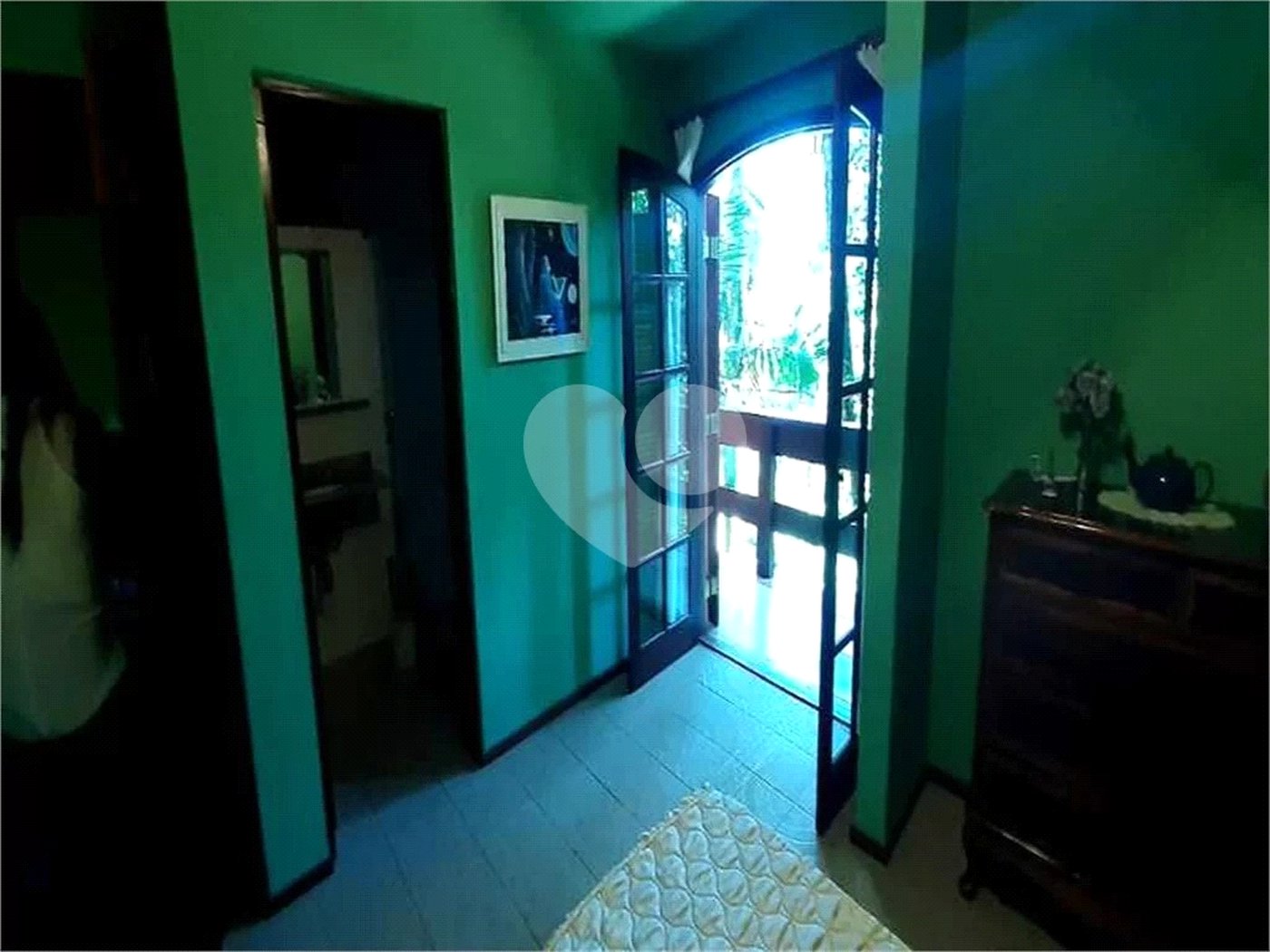 Casa Térrea à venda com 5 quartos, sendo 4 suítes, em Serra da Cantareira, Mairiporã, SP