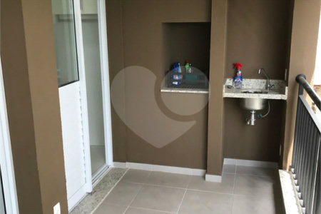 Apartamento à venda com 2 quartos, sendo 1 suíte,  em Melville Empresarial I e II, Barueri, SP