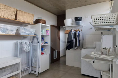 Casa à venda com 4 suítes no condomínio Xapada, Itu - SP