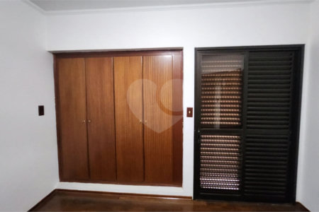 Apartamento à venda com 2 quartos no Centro, Araraquara, SP