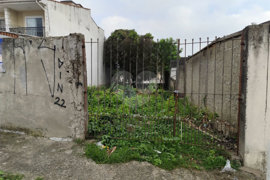 Terreno à venda com 1 suíte em Vila Constança, São Paulo, SP