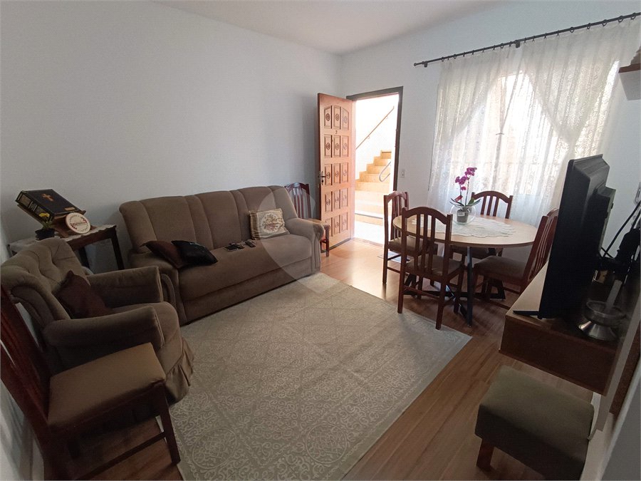 Apartamento à venda com 2 quartos em Vila Marques, São Roque, SP