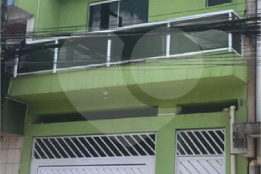 Sobrado à venda com 3 quartos, sendo 2 suítes, em Tremembé, São Paulo, SP