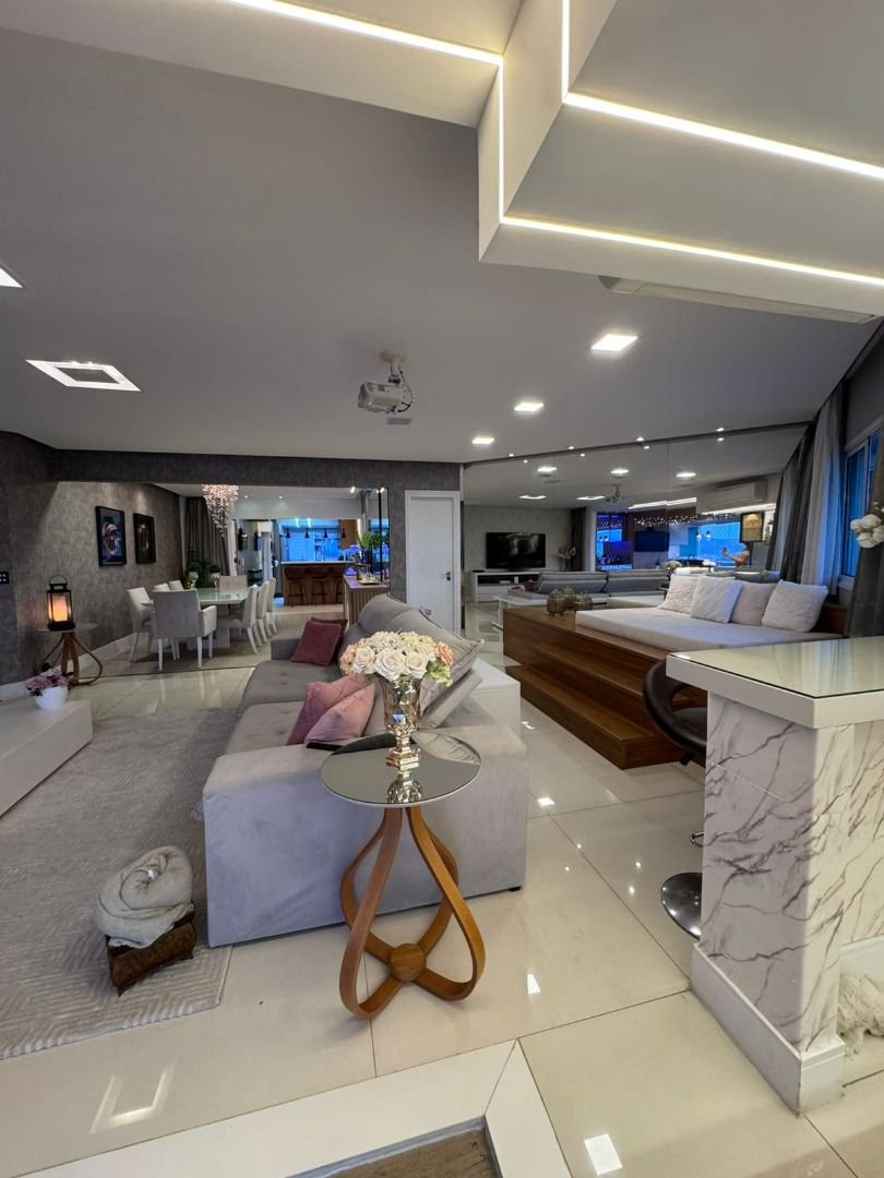Apartamento com 3 dormitórios à venda, 200 m² por R$ 3.180.000,00 - Ponta da Praia - Santos/SP