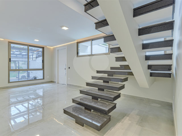 Casa à venda com 4 suítes no condomínio Carmen, São Paulo - SP