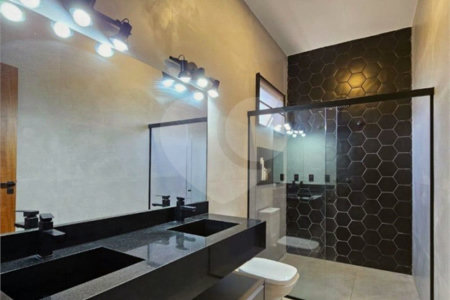 Casa à venda com 6 quartos, sendo 4 suítes, no condomínio Alto do Castelo, Ribeirão Preto - SP