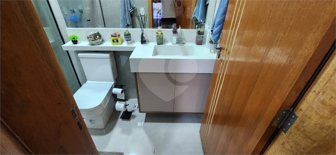 Casa à venda com 3 quartos, sendo 1 suíte, no condomínio Horto Florestal Villagio, Sorocaba - SP