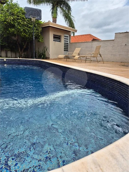 Casa à venda ou para alugar com 3 quartos, sendo 1 suíte, no condomínio Villagio Capriccio, Louveira - SP