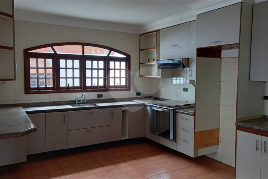 Sobrado à venda com 3 quartos, sendo 1 suíte, em Horto, São Paulo, SP