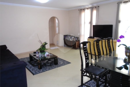 Apartamento à venda com 3 quartos, sendo 1 suíte,  em Brooklin, São Paulo, SP