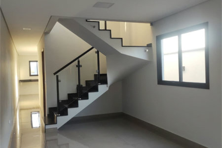 Sobrado à venda com 3 suítes, em Jardim Planalto, Arujá, SP