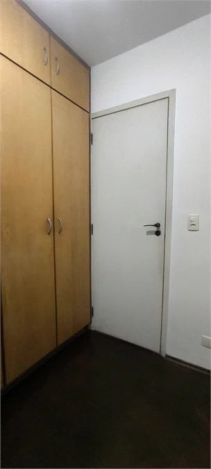 Apartamento à venda com 3 quartos, sendo 1 suíte, em Pinheiros, São Paulo, SP