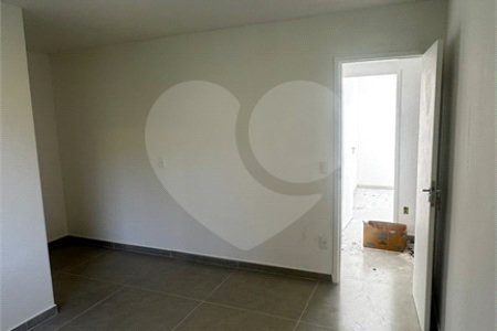 Casa à venda com 3 quartos, sendo 1 suíte, no condomínio Parque Guará, Rio de Janeiro - RJ