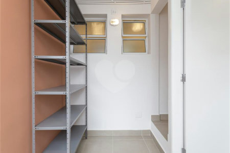 Apartamento à venda com 4 quartos, sendo 2 suítes, em Pinheiros, São Paulo, SP