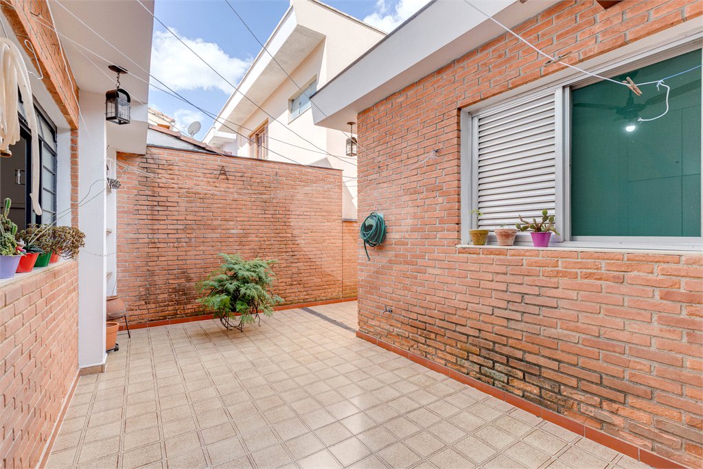 Casa de Vila à venda com 3 quartos, sendo 1 suíte, em Granja Julieta, São Paulo, SP