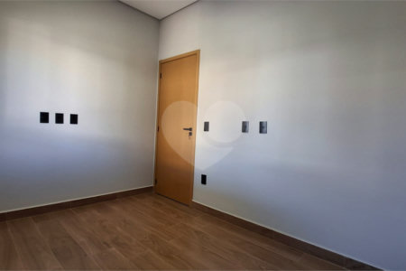 Casa à venda com 3 quartos, sendo 1 suíte,  no condomínio Horto Florestal 1, Sorocaba - SP