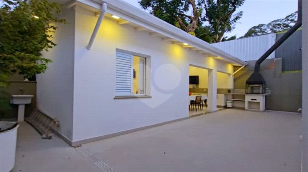 Casa à venda com 4 quartos, sendo 1 suíte, em Jardim Europa, São Paulo, SP