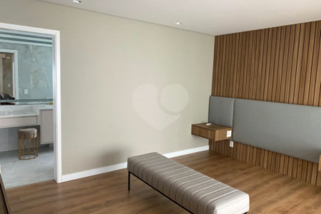 Apartamento à venda com 3 suítes em Indianópolis, São Paulo, SP
