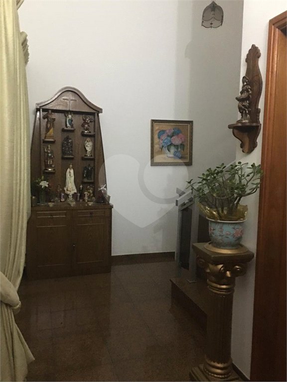 Casa à venda com 5 quartos, sendo 4 suítes,  em Vila Tramontano, São Paulo, SP