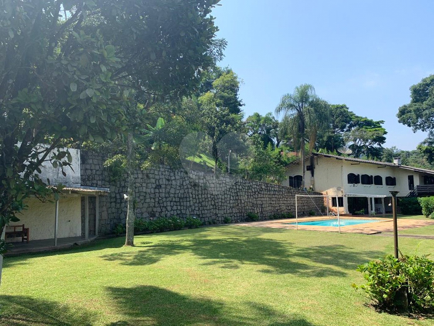 Casa Térrea à venda com 4 quartos, sendo 1 suíte, em Serra da Cantareira, Mairiporã, SP