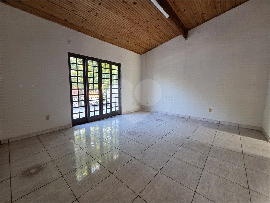 Casa à venda com 2 quartos, sendo 1 suíte, em Jardim Sandra, Sorocaba, SP