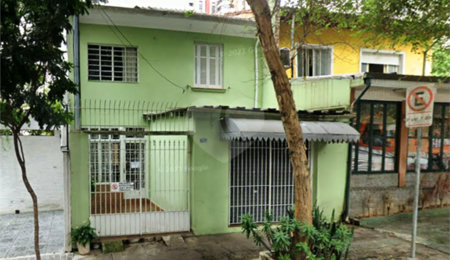 Sobrado à venda com 3 quartos em Moema, São Paulo, SP